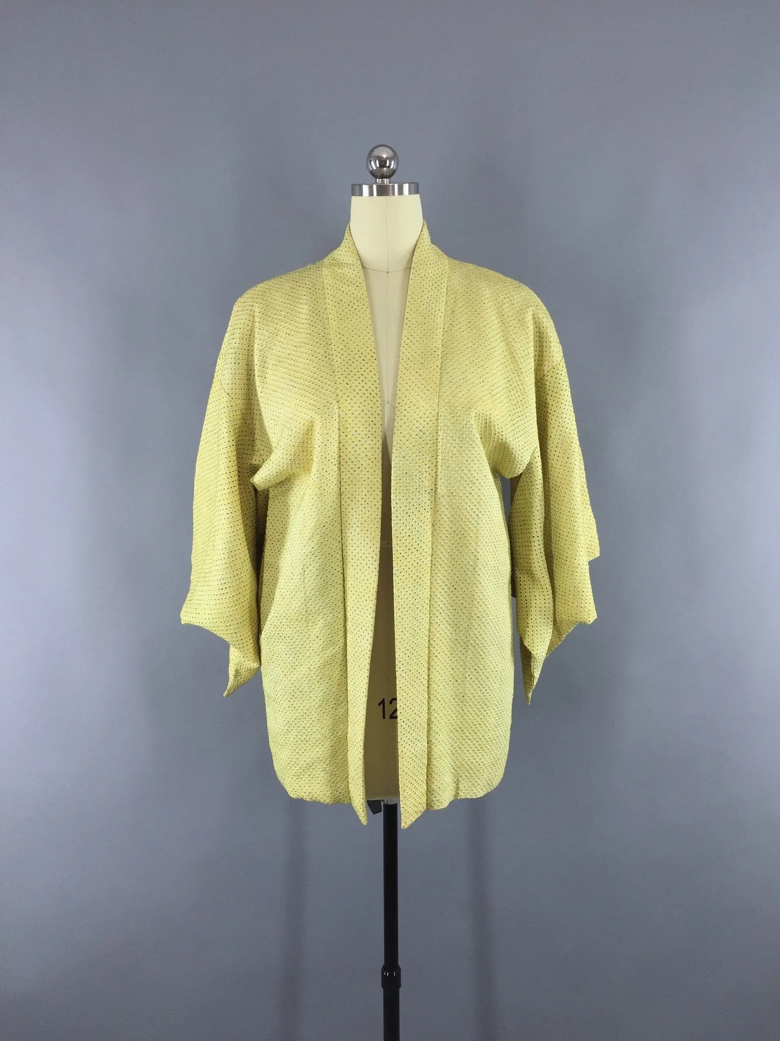 1960s Vintage Silk Haori Kimono Cardigan Jacket in Yellow and Green Shibori