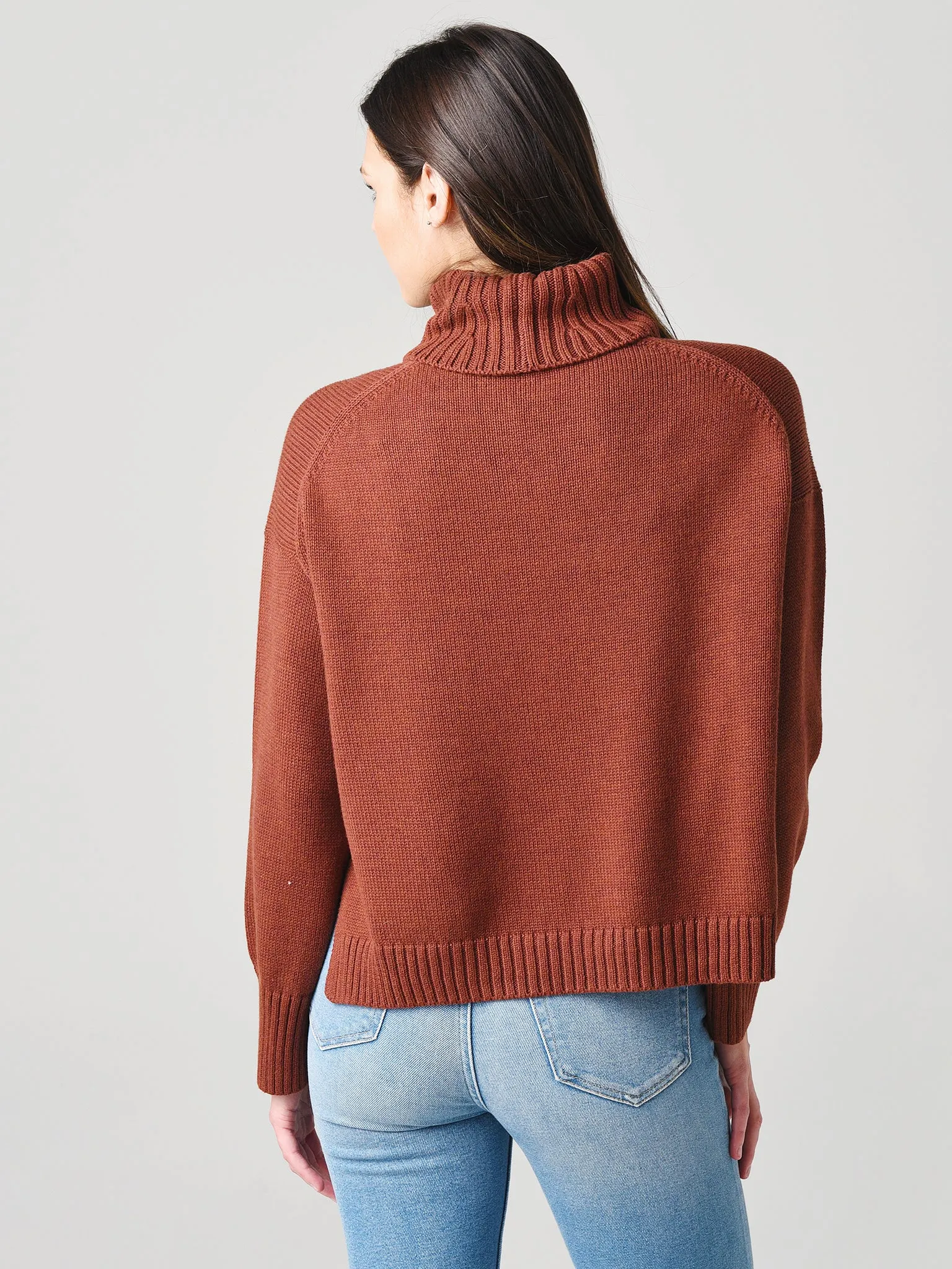 525 Women's Long Sleeve Turtleneck Sweater