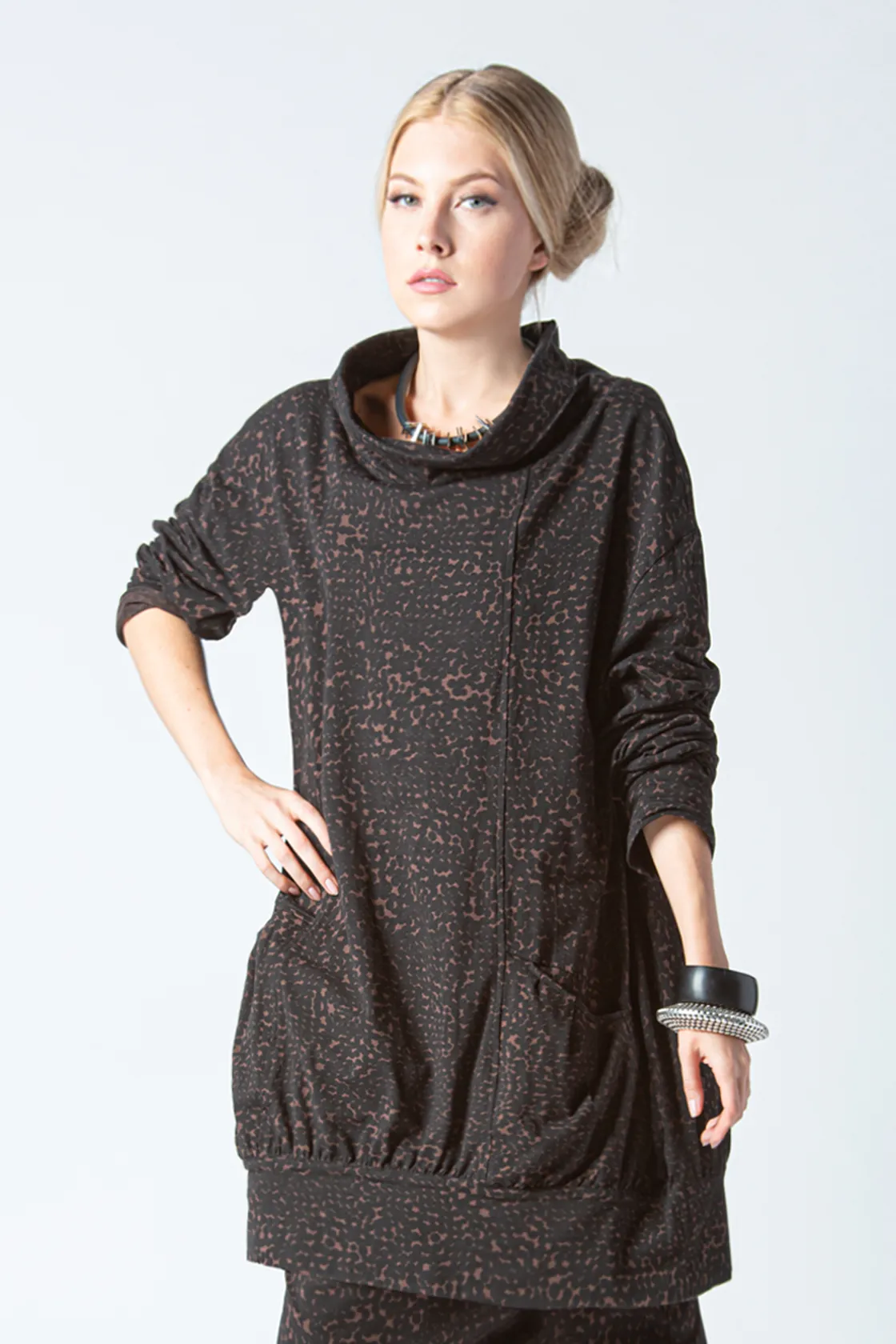 Bubble Tunic in Brownstone Tokyo