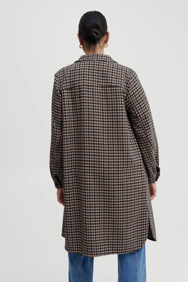 Byoung Byaniko Coat