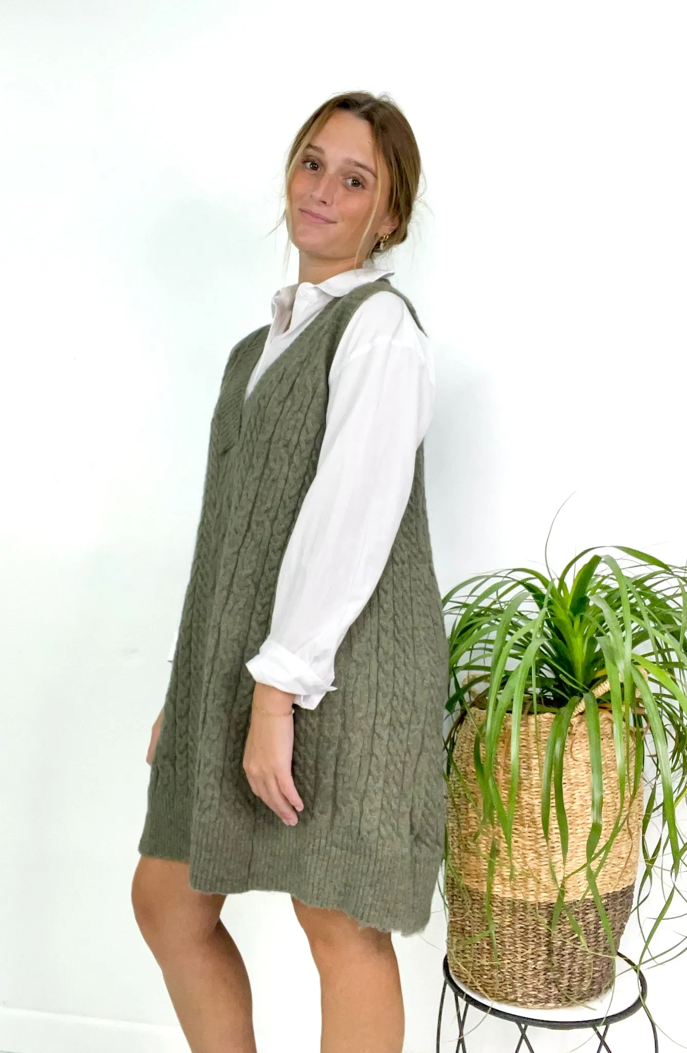 Chunky Cable Knit V-Neck Sweater Vest Tunic