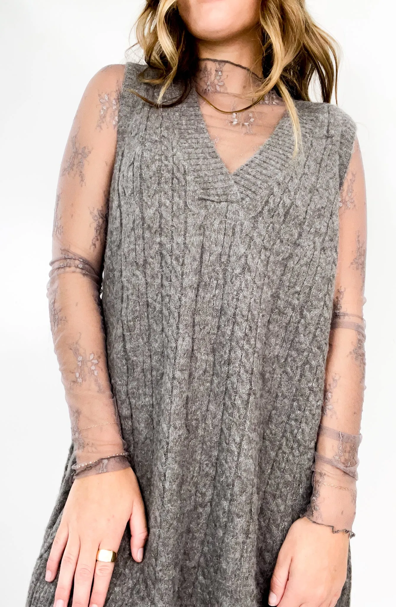 Chunky Cable Knit V-Neck Sweater Vest Tunic