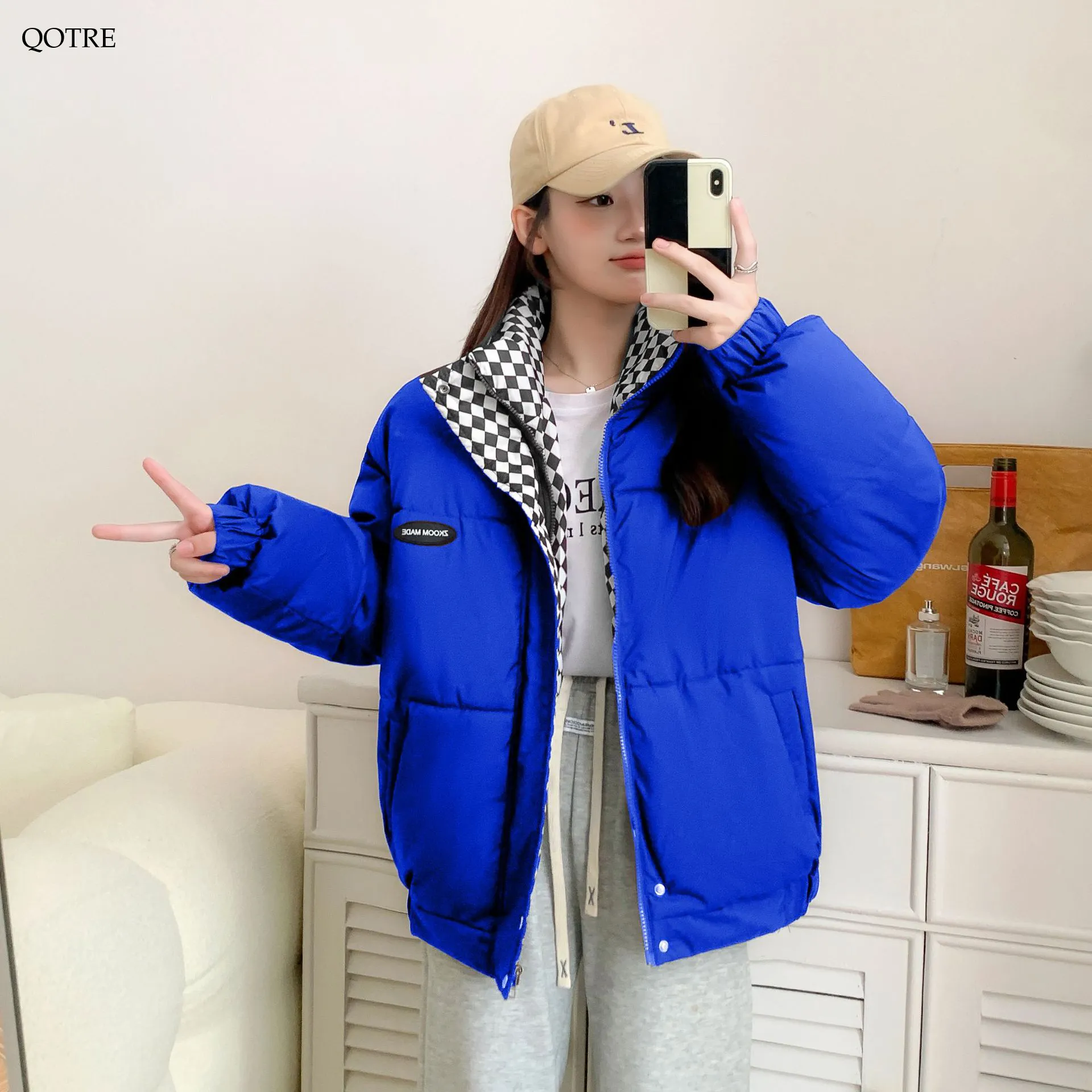 Cropped Stand-Up Collar Slash Pocket Puffer Jacket