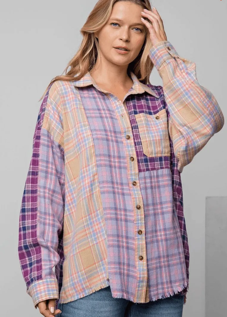 Easel Plus Size PLAID MIX N MATCH BUTTON DOWN SHIRT in Purples