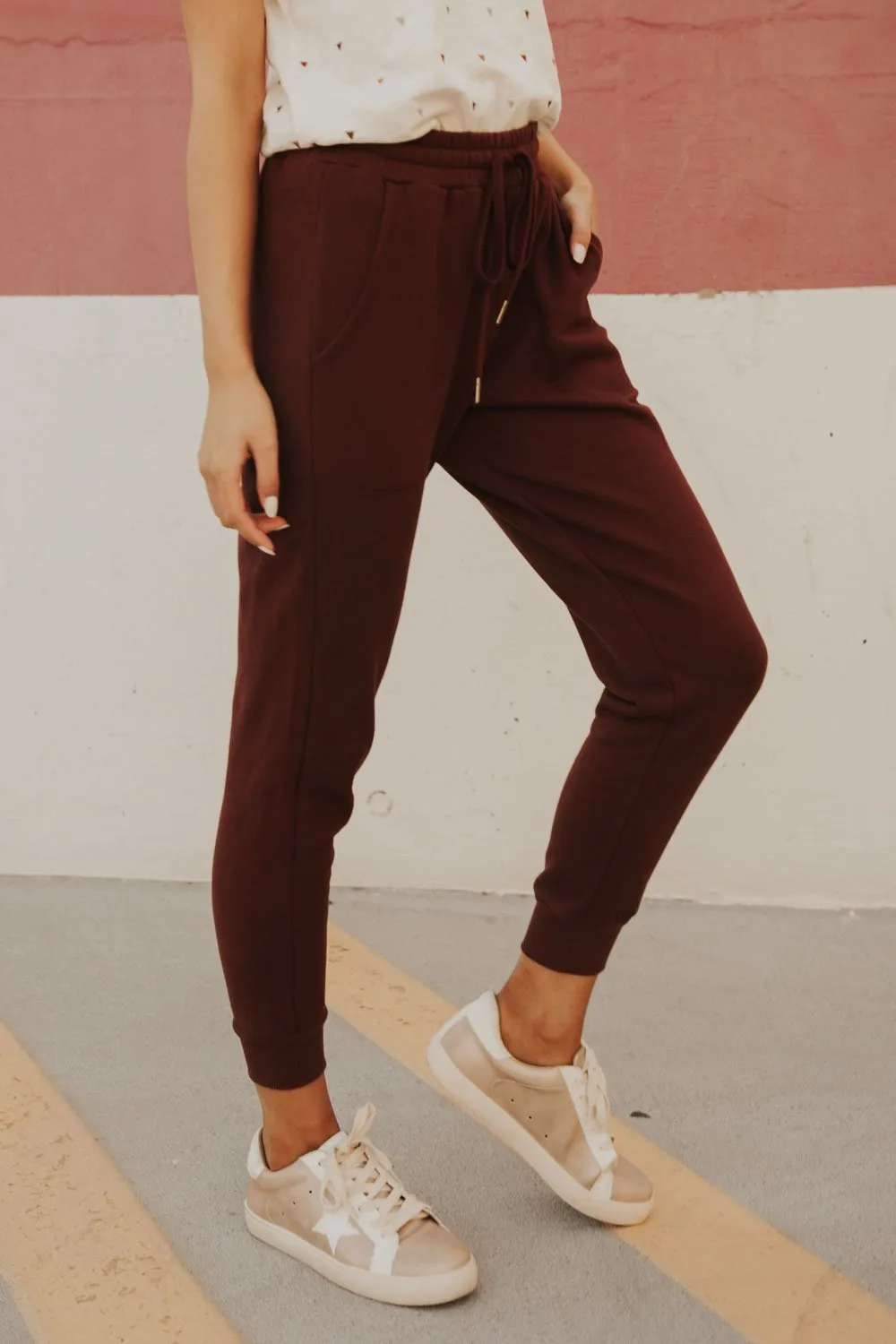 Kourtney Sweatpants in Burgundy