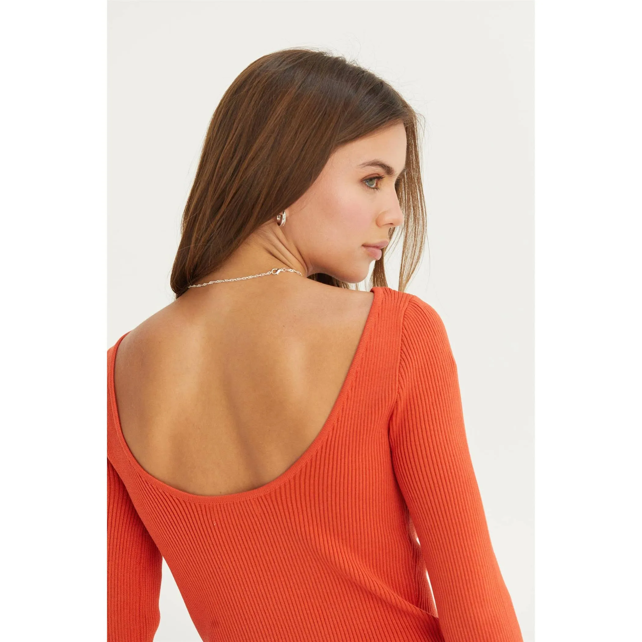 OPEN-BACK RIBBED KNIT TOP