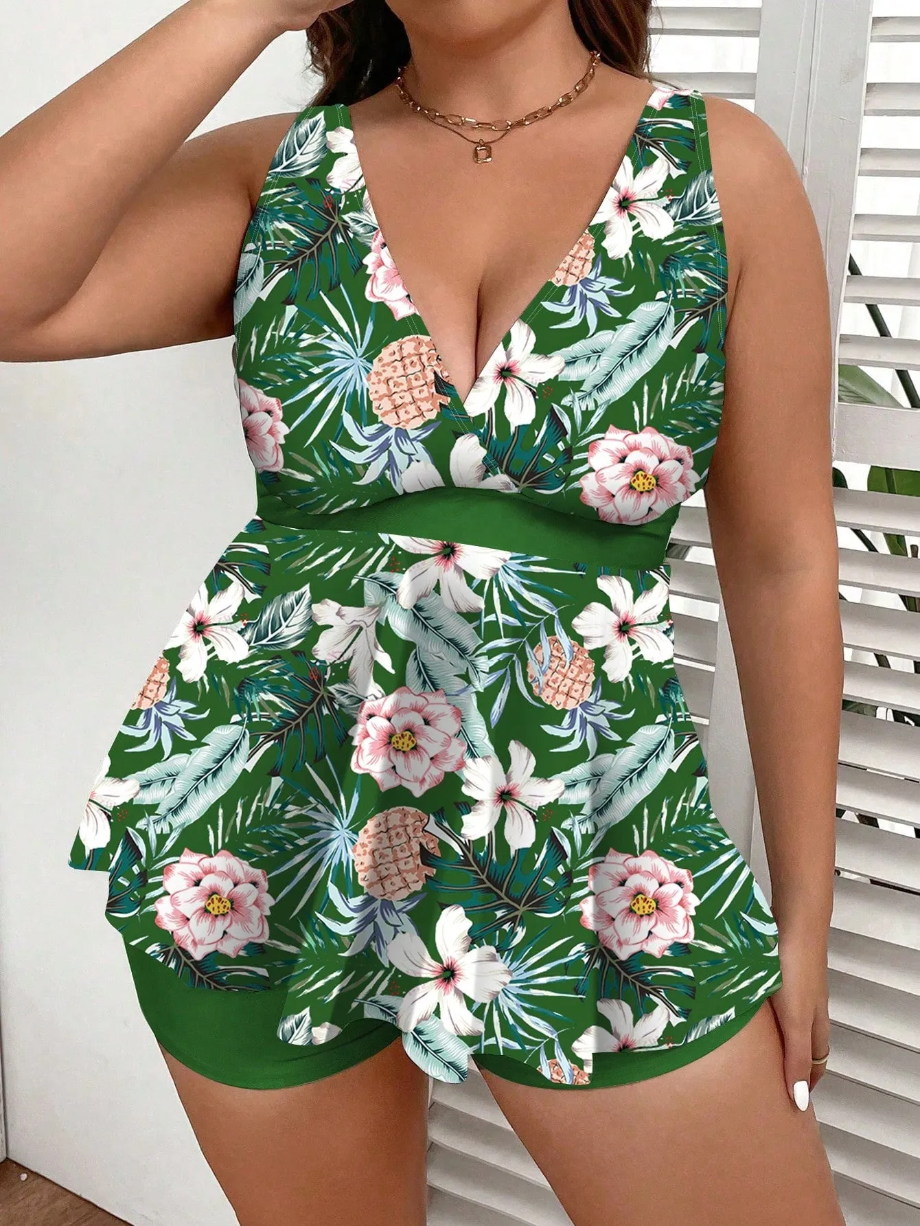 SHEIN Swim Lushore Plus Size Women's Random Printed Simple Daily Vest-Style Swimsuit (Copyright Purchased)