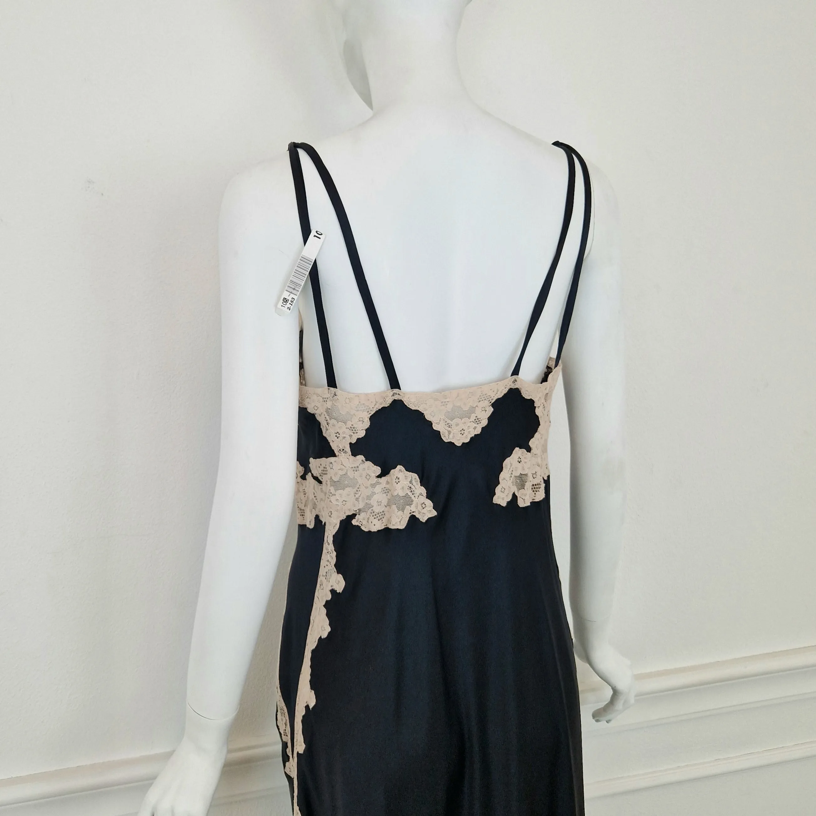 Slip dress in seta nera e pizzo