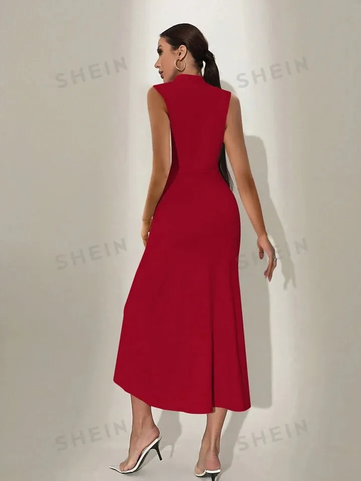 Solid color sleeveless stand collar dress in red