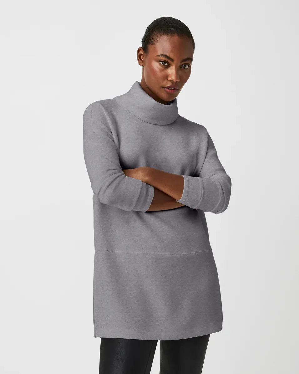 SPANX - AIRESSENTIALS TURTLENECK TUNIC