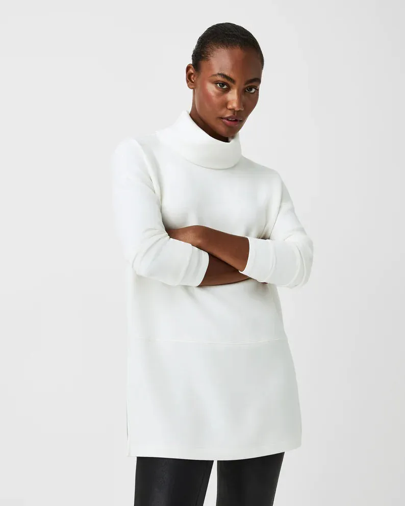 SPANX - AIRESSENTIALS TURTLENECK TUNIC