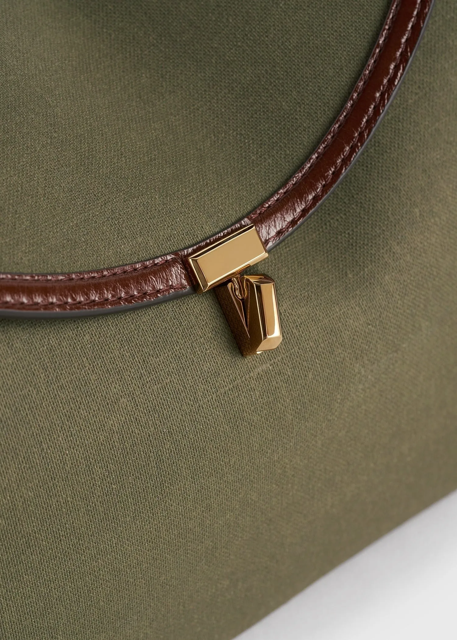 T-Lock canvas top handle khaki green