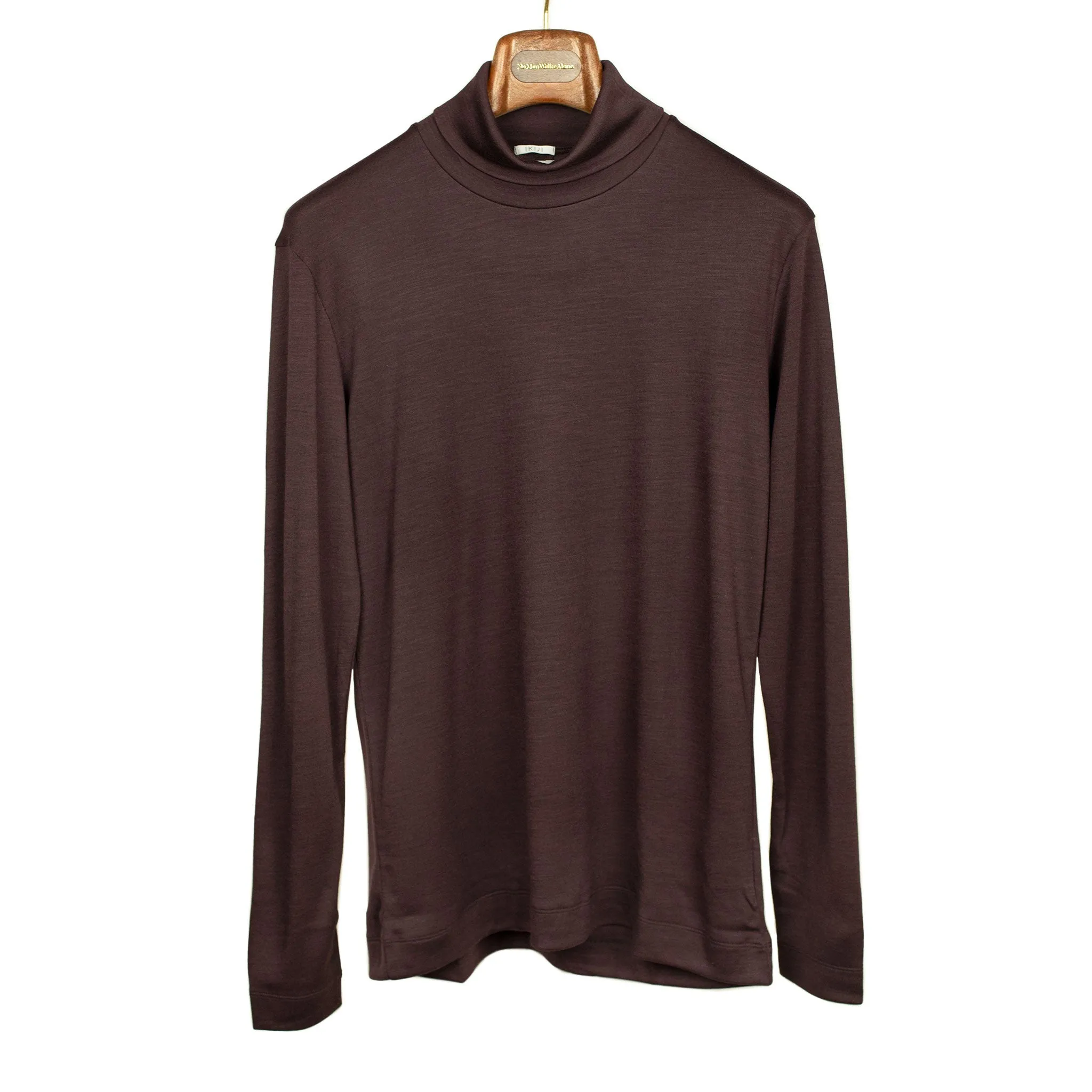 Turtleneck in bordeaux wool jersey