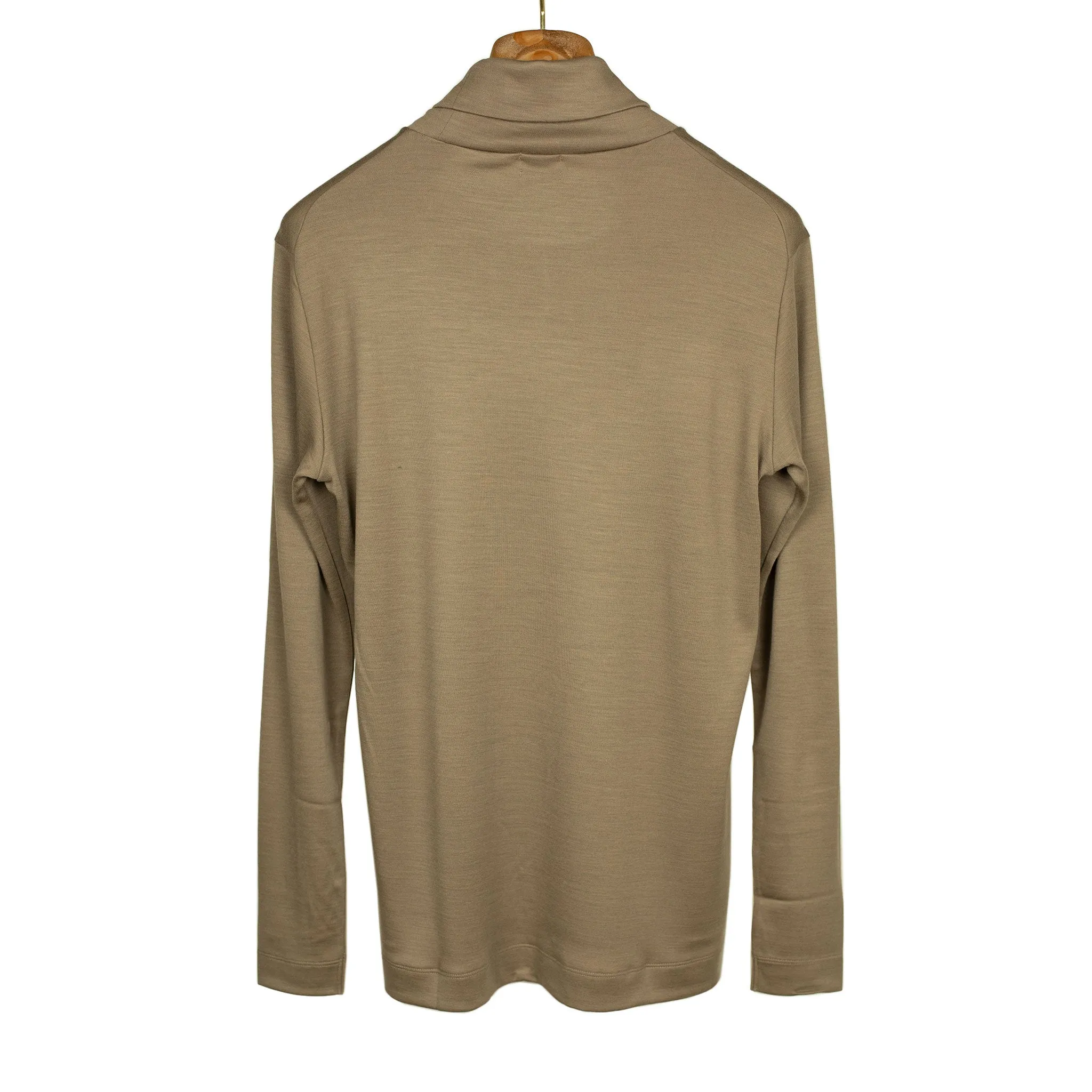 Turtleneck in taupe wool jersey (restock)